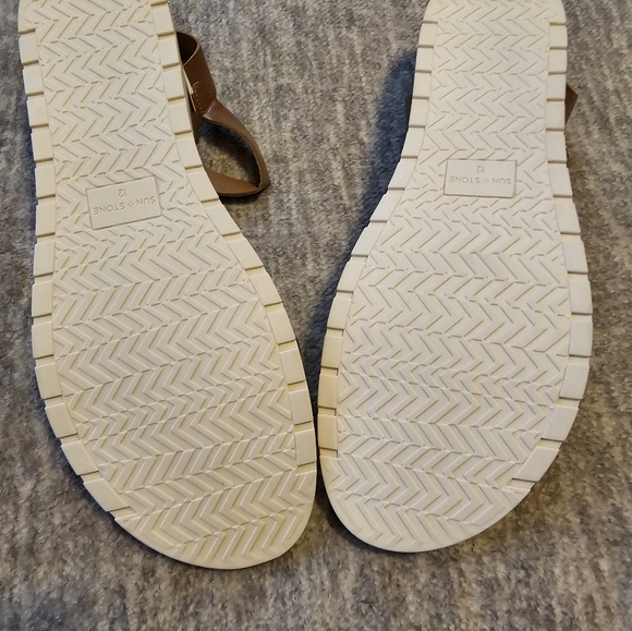 Size 12 Cognac Sandal - Picture 2 of 3